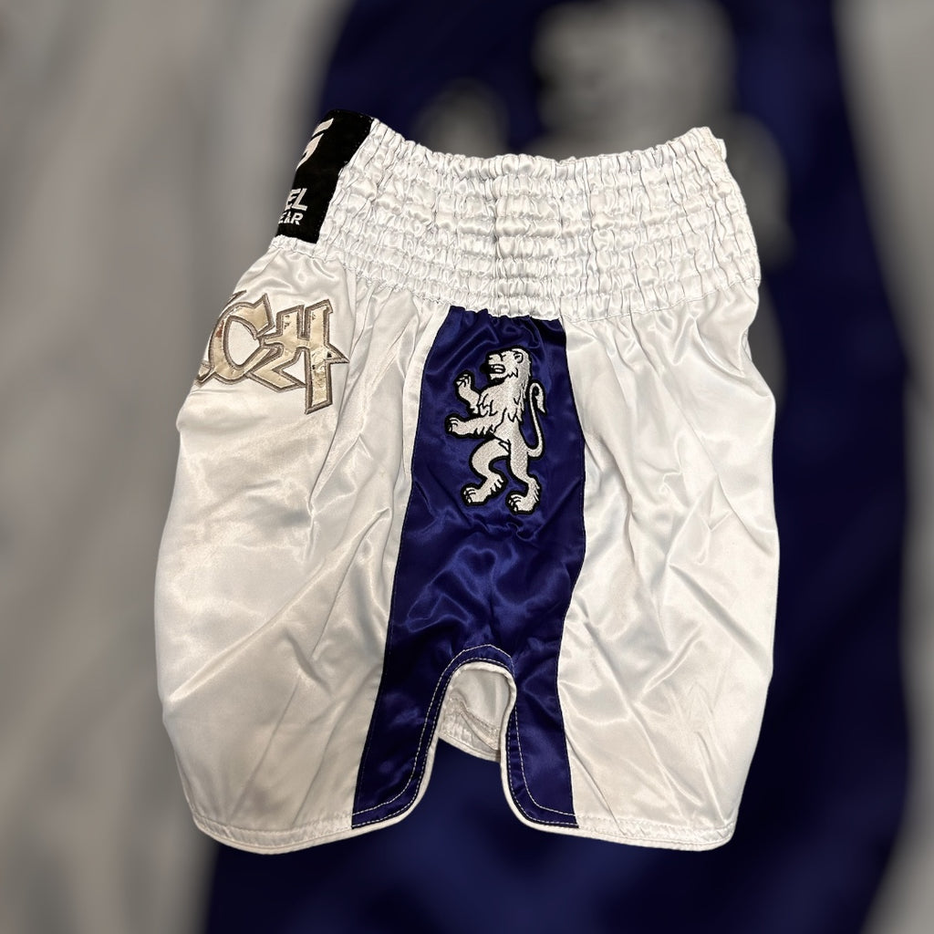 MADE IN ZURICH muay thai shorts🔵